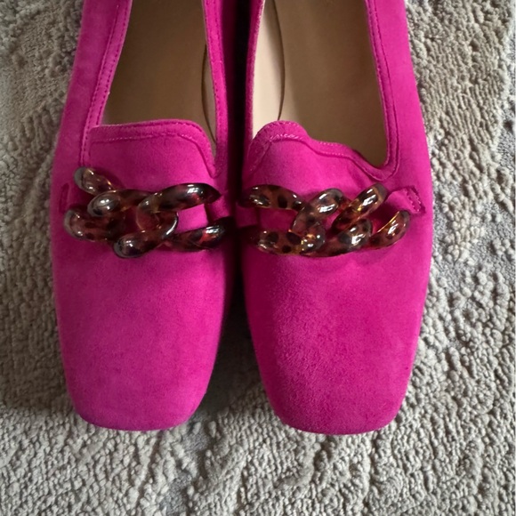 Tuckernuck fuchsia pink loafers Shoes Lily tortoise shell chain Link suede 9 - Picture 5 of 10